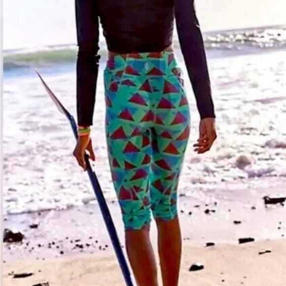 NEW FP movement Cropped Leggings. S/S - Picture 5 of 6